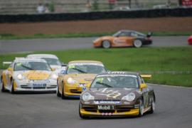 马依思于Porsche Infineon Carrera Cup Asia首次夺标