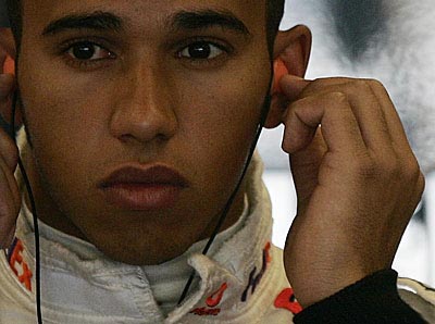 F1:少年老成显王者霸气  汉密尔顿称已适应F1生活