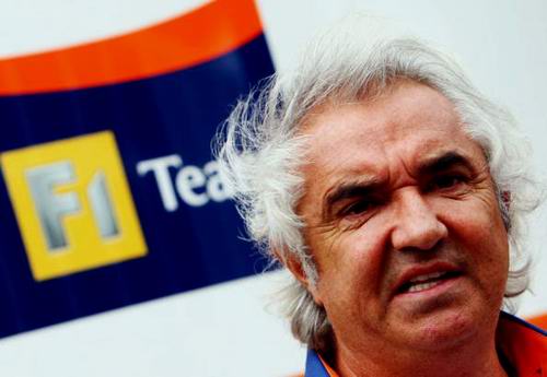 迈凯轮欲拖雷诺下水