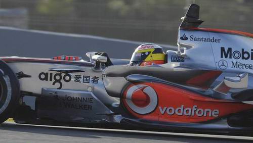 F1：赫雷斯试车第二日 麦凯轮德拉-罗萨取得单圈最快