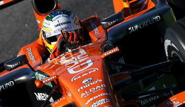 F1：世爵暂时搁置车手阵容选择 赛季剩余比赛成重点