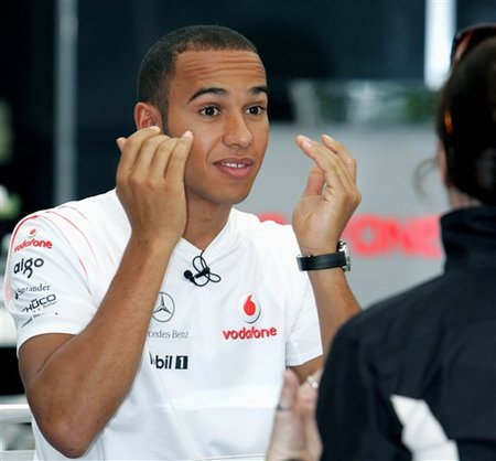 F1：日本大奖赛周五第二次练习赛 银箭力压法拉利