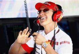 车王致力于安全驾驶活动宣传"不要酒后驾车"口号