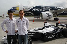 亚洲航空(AirAsia)至2007年起就一直是F1威廉姆斯车队的主要赞助商之一
