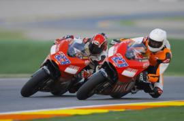 MotoGP:斯通纳低调评价舒马赫测试GP8 欠点火候