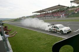 DTM:奔驰车队的格林穆杰罗夺冠 小舒马赫退赛