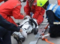 澳门59届格兰披治大奖赛摩托车手排位撞车身亡