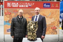 普京预祝2016年丝绸之路拉力赛圆满成功